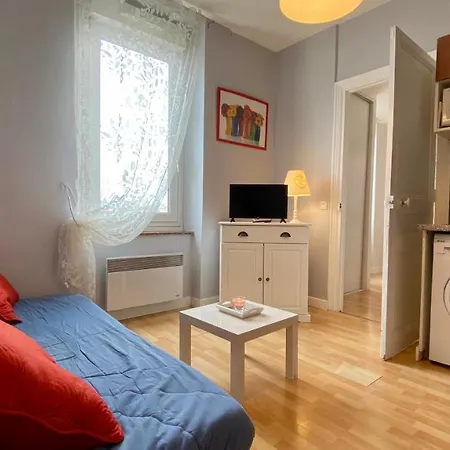 Aurore * カルカソンヌ